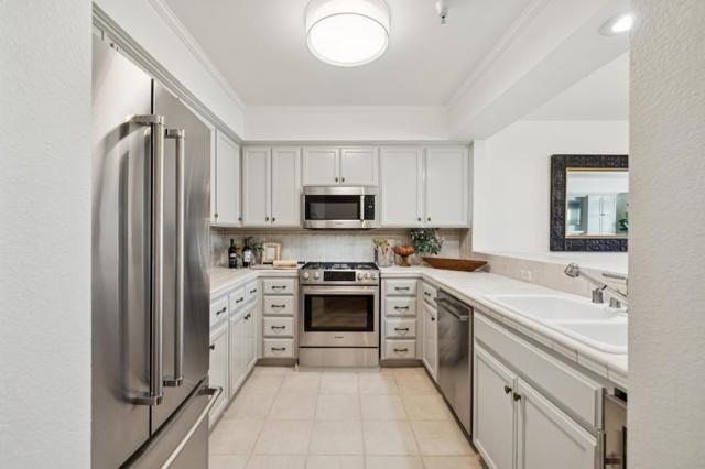 Image 13 of 32 For 530 El Camino Real  306