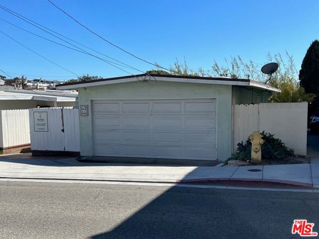 542 8th Street, Hermosa Beach, California 90254, ,Residential Income,Sold,8th,23236647