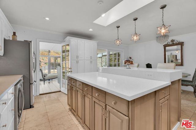 7170 Deveron Ridge Road, West Hills CA: https://media.crmls.org/mediaz/0fe90b18-5c4f-4d3c-914e-529aacac6a76.jpg