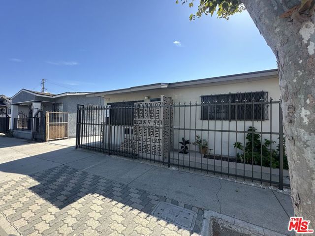 12414 Wilmington Avenue, Compton, California 90222, ,Multi-Family,For Sale,Wilmington,24427761