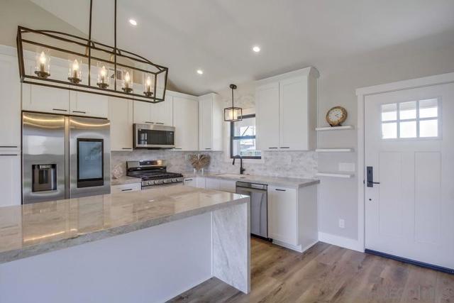 1149 Connecticut, Imperial Beach CA: https://media.crmls.org/mediaz/0febdfd5-8bd8-4656-a036-484b0b018a28.jpg