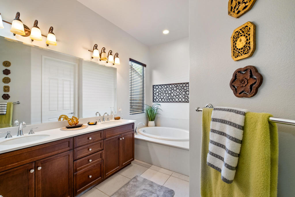 MLS #219135354PS image #25