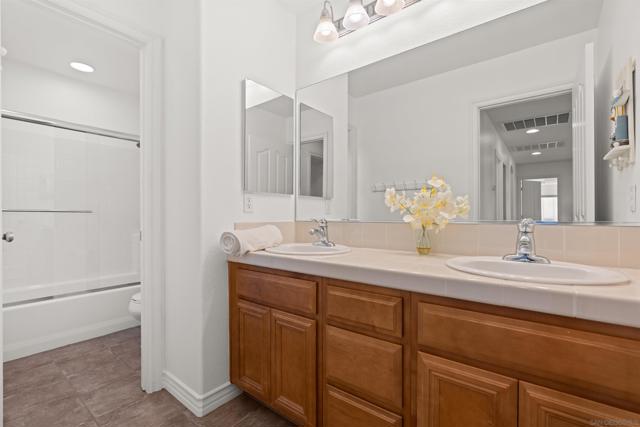 1726 BLUE WATER LANE, San Marcos CA: https://media.crmls.org/mediaz/0fede3cc-755a-454b-b599-dce37fd56557.jpg