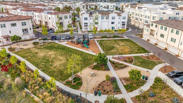 Detail Gallery Image 31 of 34 For 5261 Beachfront Cove St #174,  San Diego,  CA 92154 - 4 Beds | 3/1 Baths