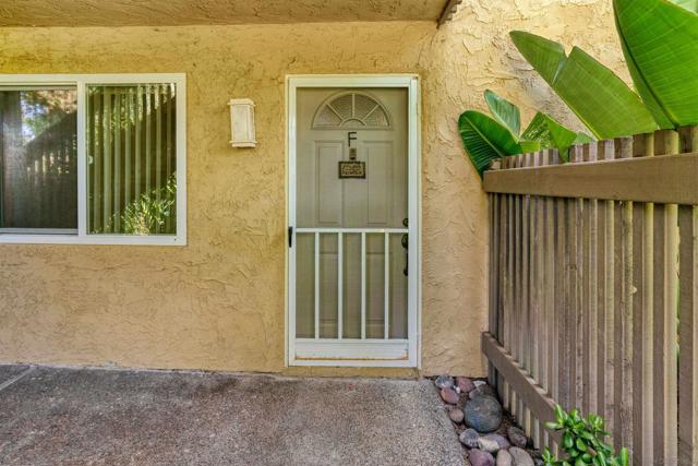 3136 Via Alicante, La Jolla CA: https://media.crmls.org/mediaz/0ff145ee-8097-4836-a349-47cb9430dbcc.jpg