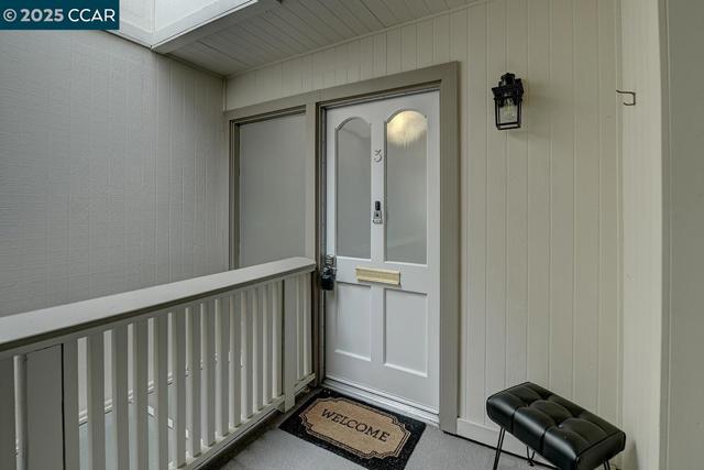 1300 Singingwood Ct., Walnut Creek CA: https://media.crmls.org/mediaz/0ff16b24-1960-4c65-ad03-b66461320462.jpg