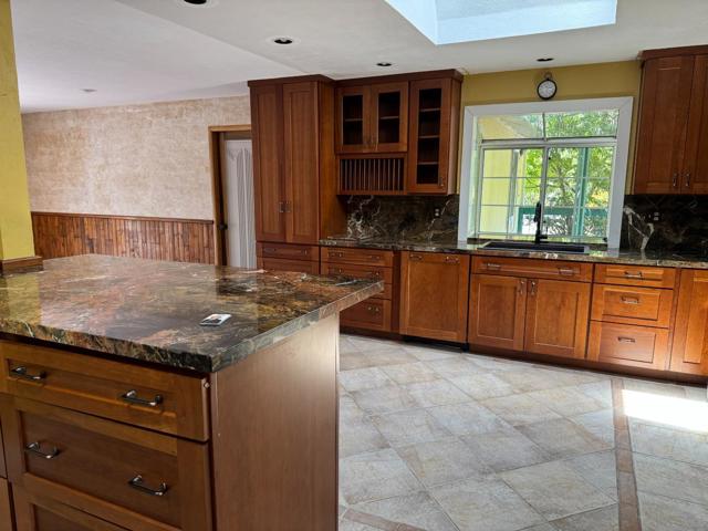 3230 Oak View Lane, Morgan Hill CA: https://media.crmls.org/mediaz/0ff18395-79bb-4b90-8781-b309324a3154.jpg