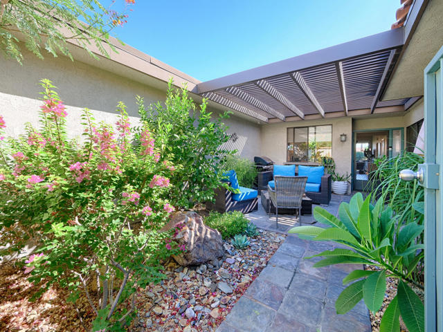1150 Via Tenis, Palm Springs, CA 92262