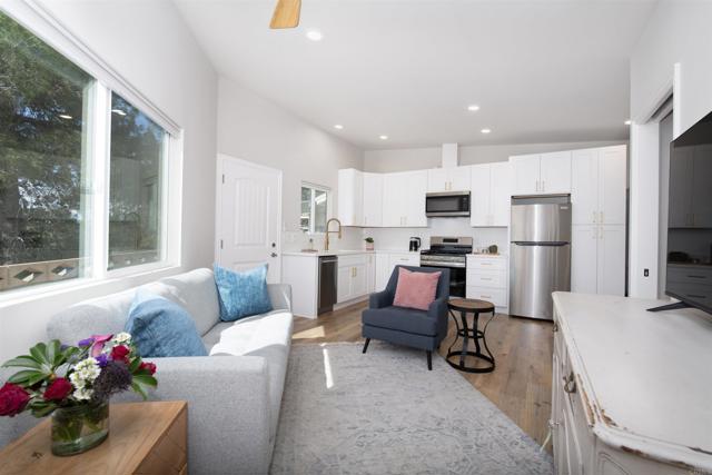 Detail Gallery Image 28 of 40 For 500 Beaumont Dr, Vista,  CA 92084 - 4 Beds | 3/1 Baths