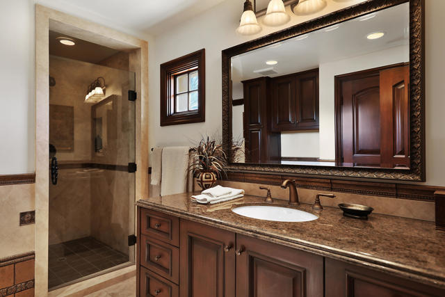 52345 Via Savona, La Quinta CA: https://media.crmls.org/mediaz/0ff3778b-a402-4f3d-b3bd-d796f309727a.jpg