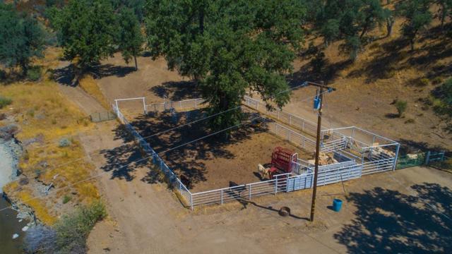 Image 6 of 30 For 20505 Coalinga Road
