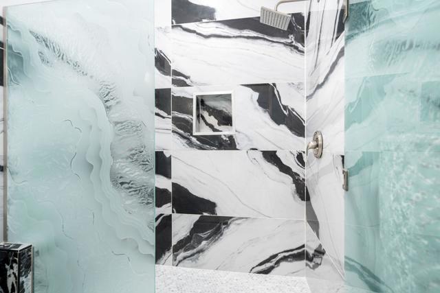 74775 Del Coronado Drive, Palm Desert CA: https://media.crmls.org/mediaz/0ff5868f-cadf-48a9-a23a-cc9569865cd1.jpg