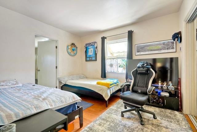 759 W 10Th Ave, Escondido CA: https://media.crmls.org/mediaz/0ff59b0d-3878-48b3-a513-77cb88eca134.jpg