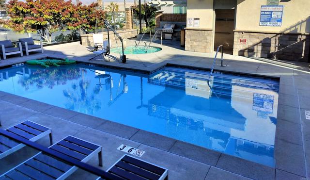 1570 Vista Del Mar Way, Oceanside CA: https://media.crmls.org/mediaz/0ff5c06a-d3cb-431c-a877-8ba4afd6edf8.jpg