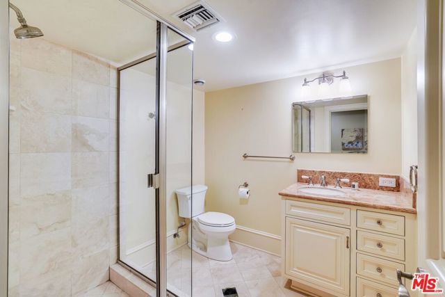 6277 Sea Star Drive, Malibu CA: https://media.crmls.org/mediaz/0ff622dc-52b2-4eeb-8b80-784ebbe9b85f.jpg