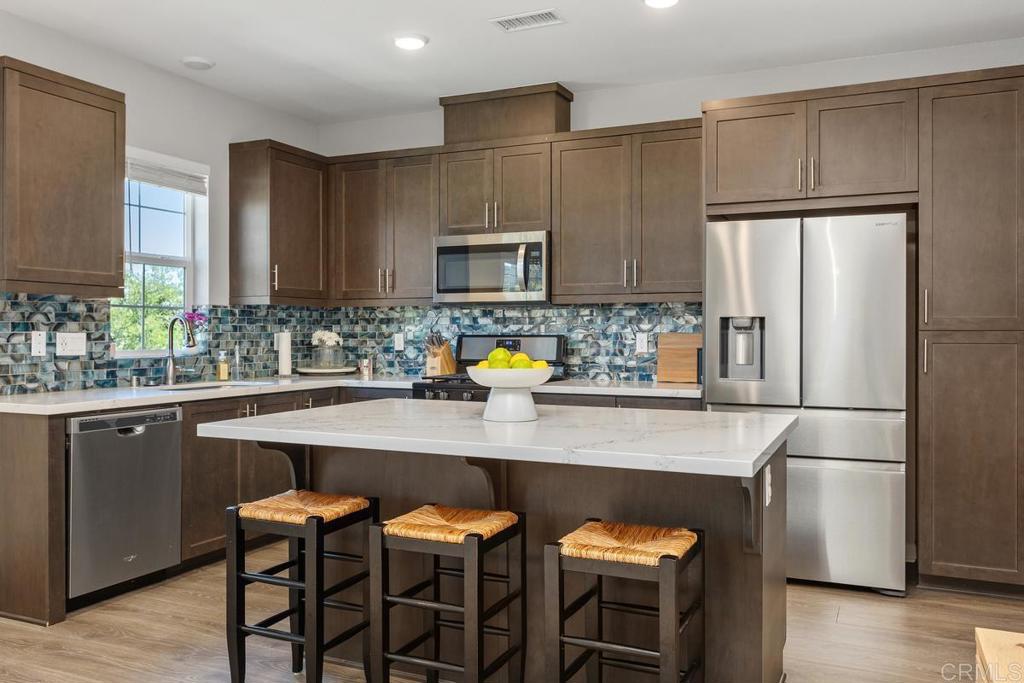 805 Blackstone Drive - photo 9