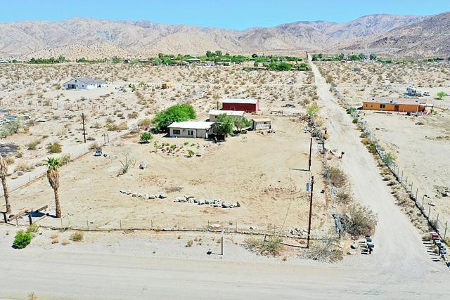 17115 Aqueduct Road, Desert Hot Springs CA: https://media.crmls.org/mediaz/0ff80818-e620-4ba6-884e-31ba00d679d4.jpg