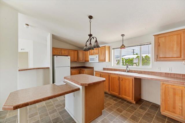 14777 Palm Drive, Spc 69, Desert Hot Springs CA: https://media.crmls.org/mediaz/0ff9ad4a-d7f1-4c63-ad84-d549b666a3db.jpg