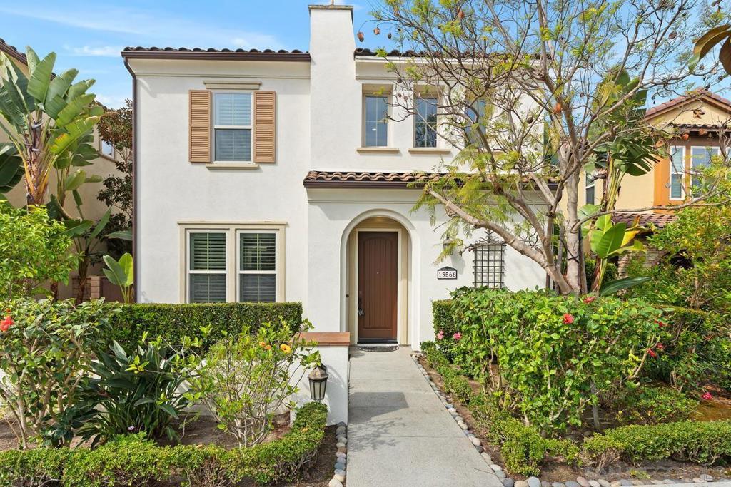 13566 Arroyo Dale Lane