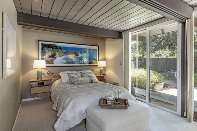 19269 De Havilland Drive, Saratoga CA: https://media.crmls.org/mediaz/0ff9d3d8-1fef-4585-91a4-d6c455c4c8ed.jpg