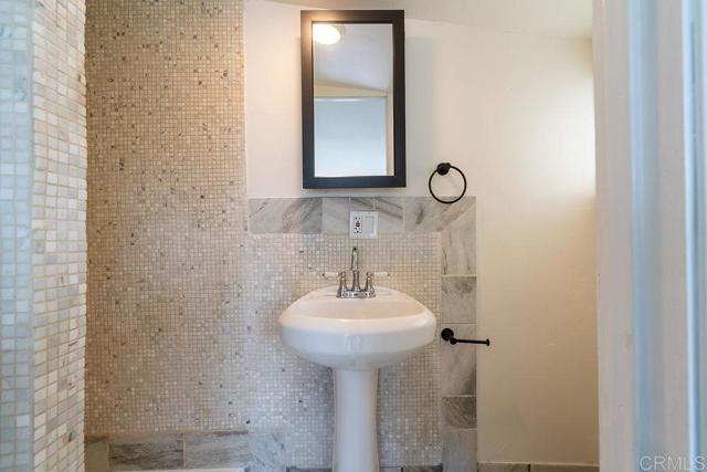 first bedroom bath