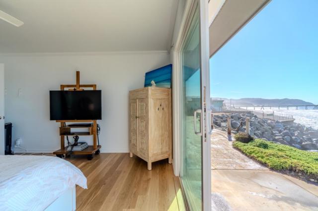 236 Shoreview Avenue, Pacifica CA: https://media.crmls.org/mediaz/0ffac280-7040-41ce-b759-7e89d35be37d.jpg