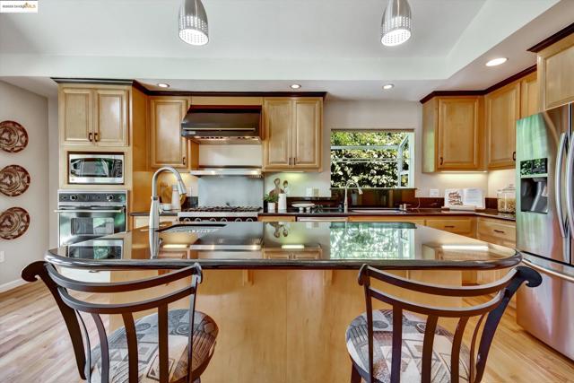 1443 Phantom Ave, San Jose CA: https://media.crmls.org/mediaz/0ffbf97f-9a22-4b01-ac69-e55de567ccd3.jpg