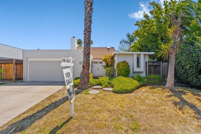 6326 Pearlroth Drive, San Jose CA: https://media.crmls.org/mediaz/0fffda6f-7de5-42f5-aa7d-80bd0467e113.jpg