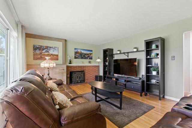 5222 Keystone Drive, Fremont CA: https://media.crmls.org/mediaz/1001fea2-3a52-40ea-9a85-bb9c98b17a8b.jpg