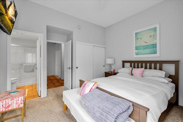 18 Hilton Head Drive, Rancho Mirage CA: https://media.crmls.org/mediaz/100249f7-d84e-4acd-9726-7caf90d66769.jpg