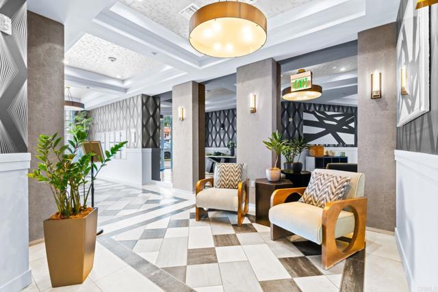 3740 Park Boulevard, San Diego CA: https://media.crmls.org/mediaz/100255a6-58d3-4755-8454-deae6f5f6b2d.jpg