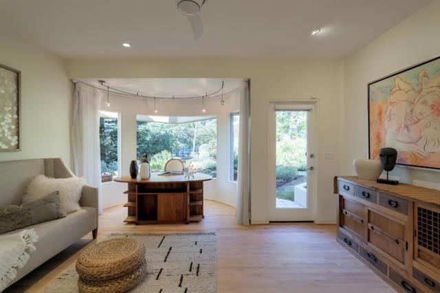 14300 Saddle Mountain Drive, Los Altos Hills CA: https://media.crmls.org/mediaz/10036e47-c614-45d4-833c-91fdaced9ed5.jpg