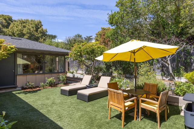 3483 Ocean Avenue, Carmel CA: https://media.crmls.org/mediaz/100492a6-df5c-4298-a318-5b4b162b005f.jpg