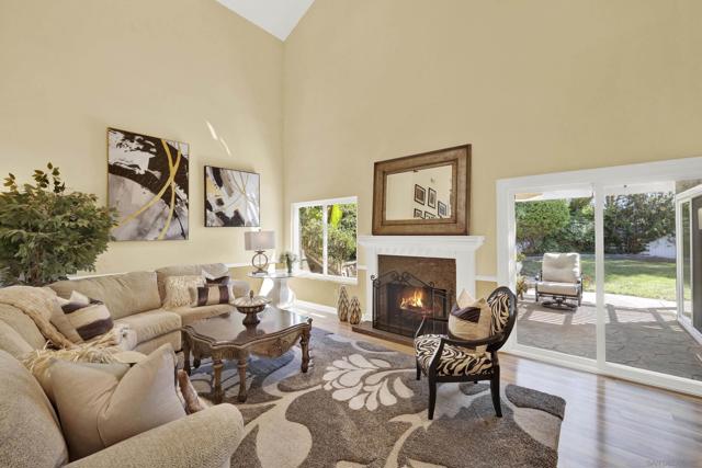 17233 Cuvee Ct, Poway CA: https://media.crmls.org/mediaz/1004e586-c385-4fc8-a50f-032af8ea6d52.jpg