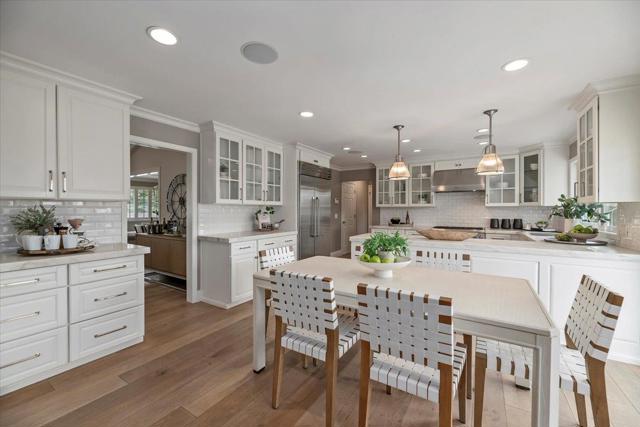 6692 Leyland Park Drive, San Jose CA: https://media.crmls.org/mediaz/10051c5b-3528-4d5e-96c7-82512e13eea3.jpg