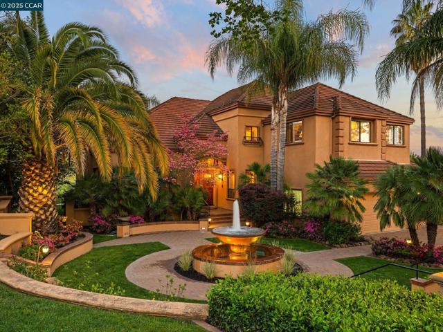 4640 Kingswood Dr, Danville CA: https://media.crmls.org/mediaz/10061ae7-01a2-4602-a734-7fe53466a940.jpg