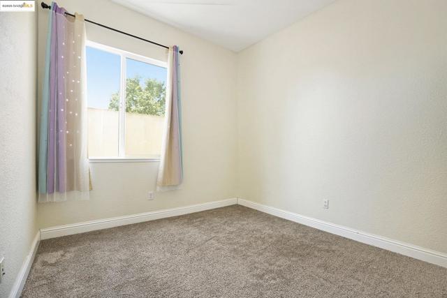 1839 Elizabeth Way, Brentwood CA: https://media.crmls.org/mediaz/1006d2e8-43a6-4945-8607-efdd04e8656a.jpg