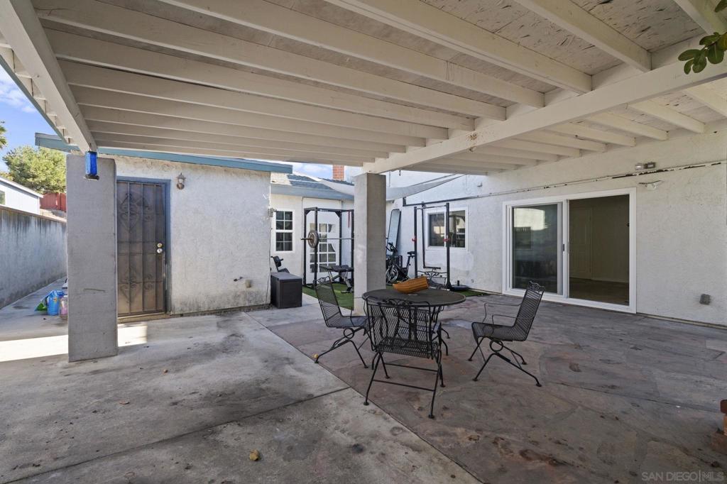 MLS #250043709SD image #31