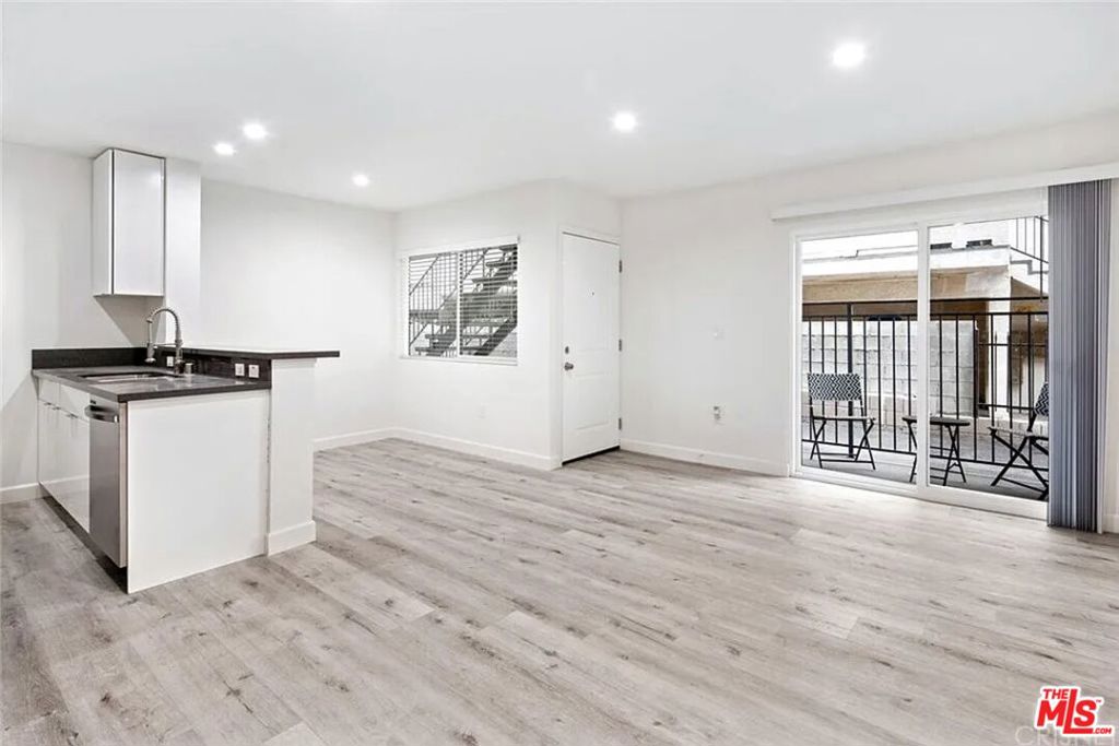 5529 Bonner Avenue #1