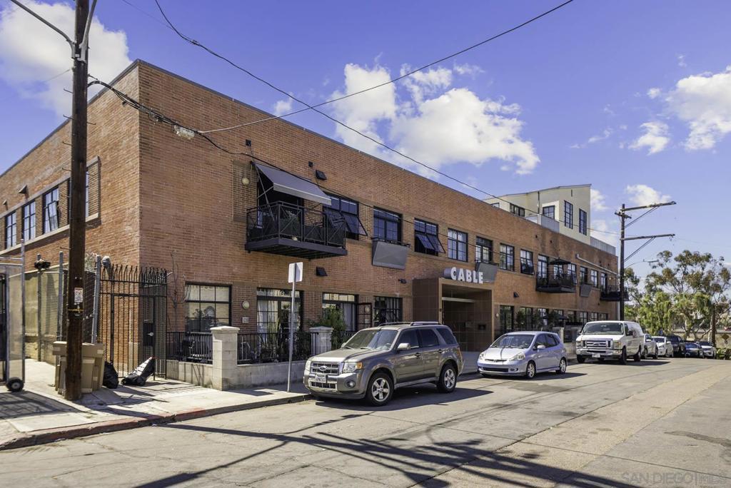 3940 7th Ave #206