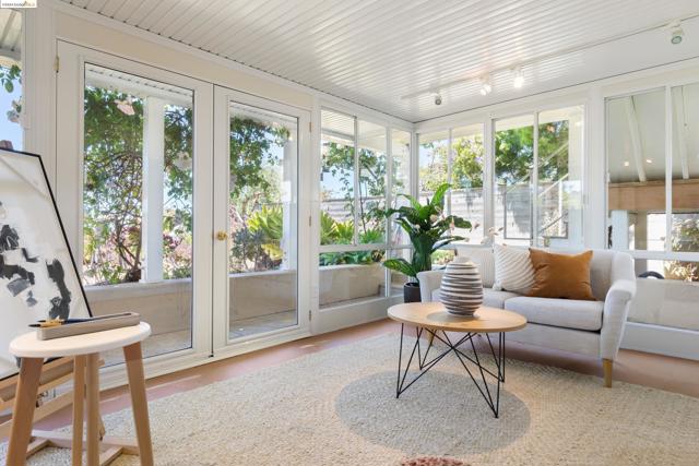 Image 32 of 49 For 251 Pershing Dr