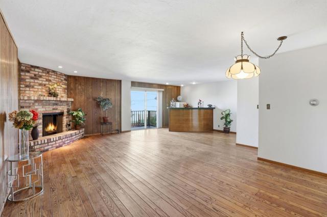 24 Westmont Drive, Daly City CA: https://media.crmls.org/mediaz/100e216e-cfc3-4919-9c07-799cb5356a1f.jpg