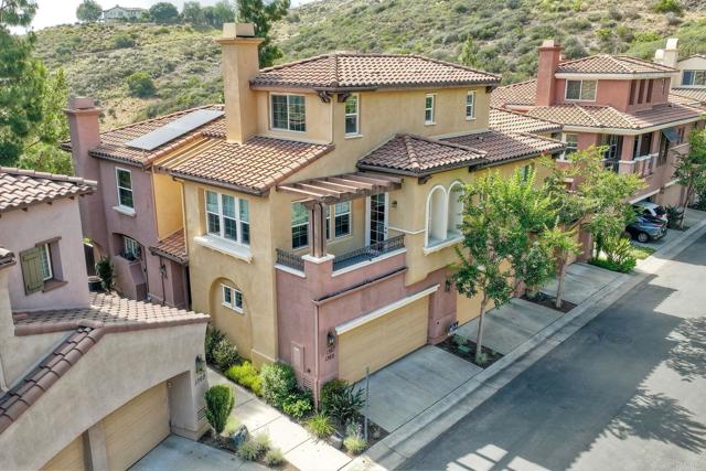 1367 Sky Ridge, San Marcos CA: https://media.crmls.org/mediaz/100e75c9-8706-4ad0-9c6c-c8fc4bbb613a.jpg
