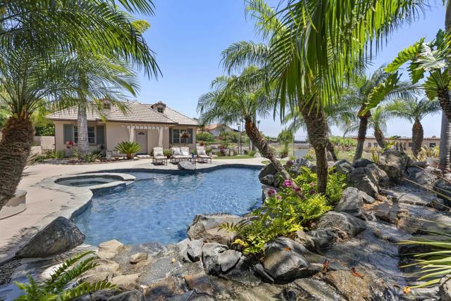 617 Gage Drive, San Diego CA: https://media.crmls.org/mediaz/100ef3ff-ad3d-429e-a6f5-30eda4476aa8.jpg