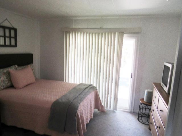 191 E El Camino Real, Mountain View CA: https://media.crmls.org/mediaz/100f201c-6886-4a80-88b3-ae34085899a8.jpg