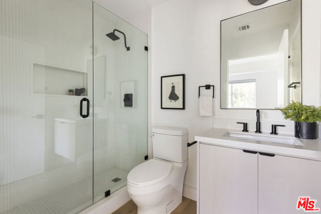 6849 N Figueroa Street, Los Angeles CA: https://media.crmls.org/mediaz/100f4d8c-e675-49c3-b432-2196849b6e50.jpg