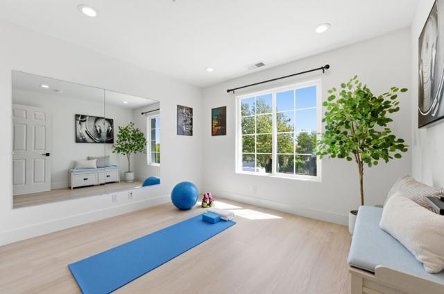 Image 25 of 44 For 5871 Carmel Way