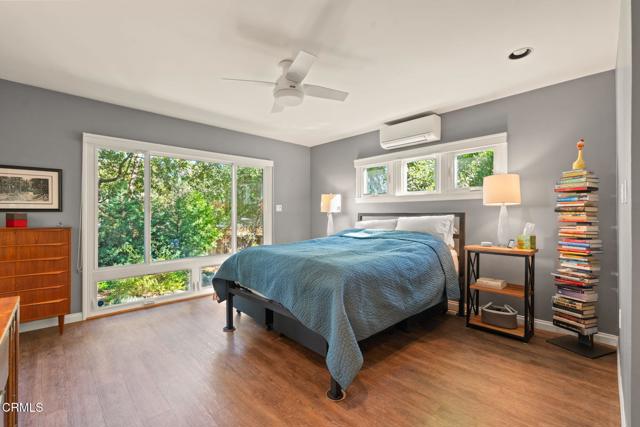 Detail Gallery Image 17 of 26 For 1640 Pasadena Glen Rd, Pasadena,  CA 91107 - 2 Beds | 2 Baths