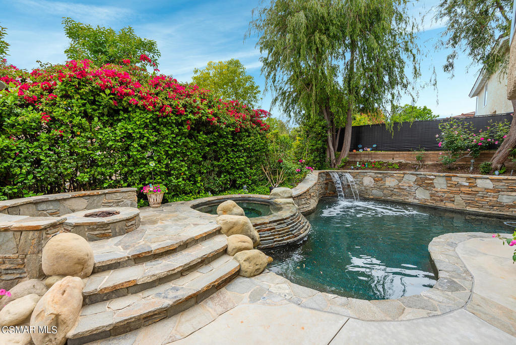 3239 Bordero Lane, Thousand Oaks, CA 91362