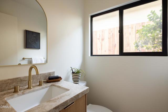 Detail Gallery Image 22 of 27 For 1054 Rutland Ave, Los Angeles,  CA 90042 - 3 Beds | 3/1 Baths